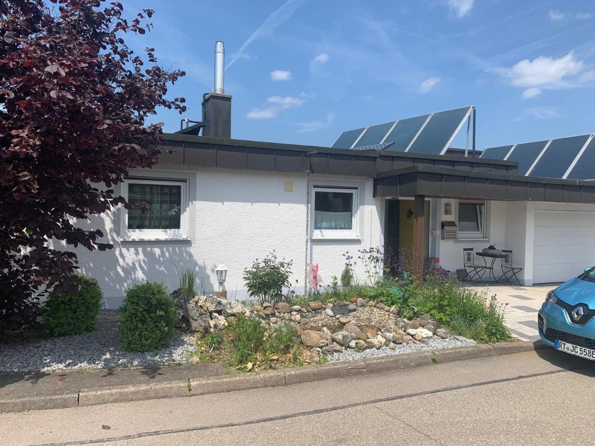 Leicht Apartment Muensingen Exterior photo
